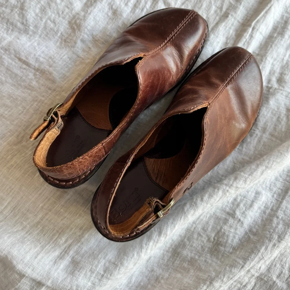Born Flowers Slingback Wedge Clogs Size 10 Brown Leather